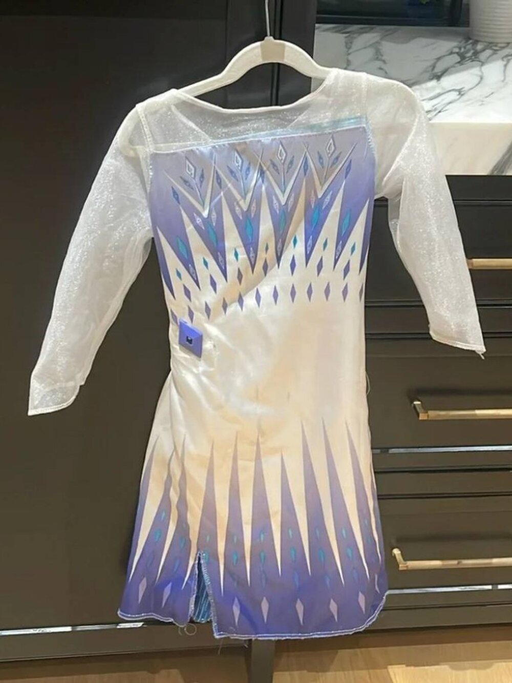 RARE Disney Princess Elsa Frozen 2 Kids Deluxe Dress size 4-6X